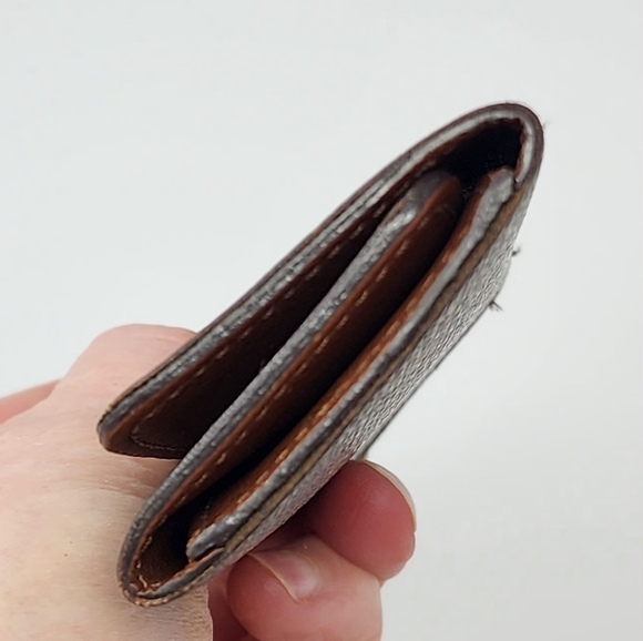 Louis Vuitton Keycase - Picture 11 of 11